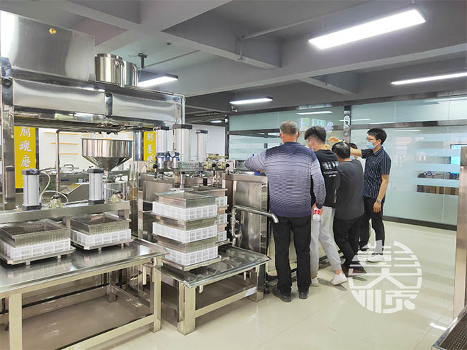 山東客戶選擇自動干豆腐機器，改變傳統手工生產干豆腐